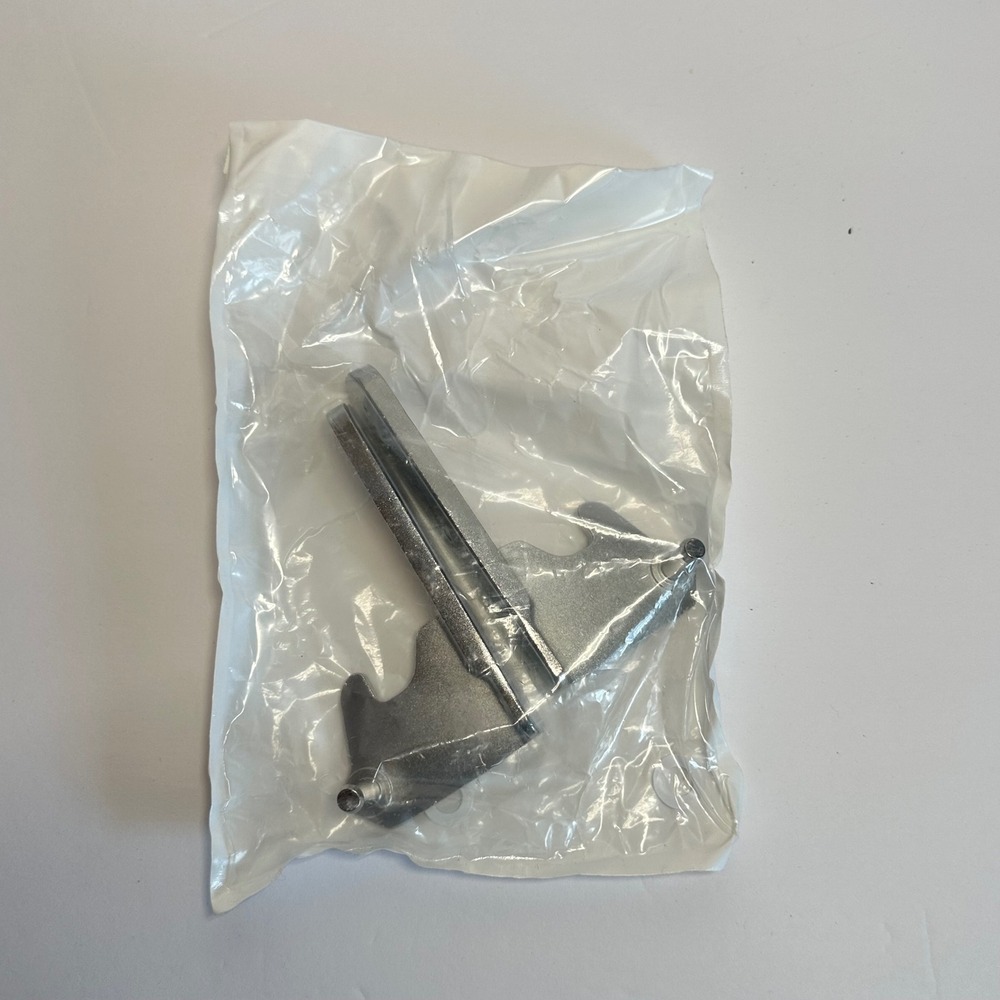 Hisense Refrigerator Door Hinge Set R490/L740
